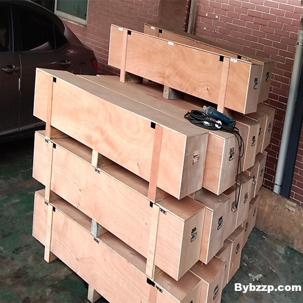 機器設(shè)備木箱包裝